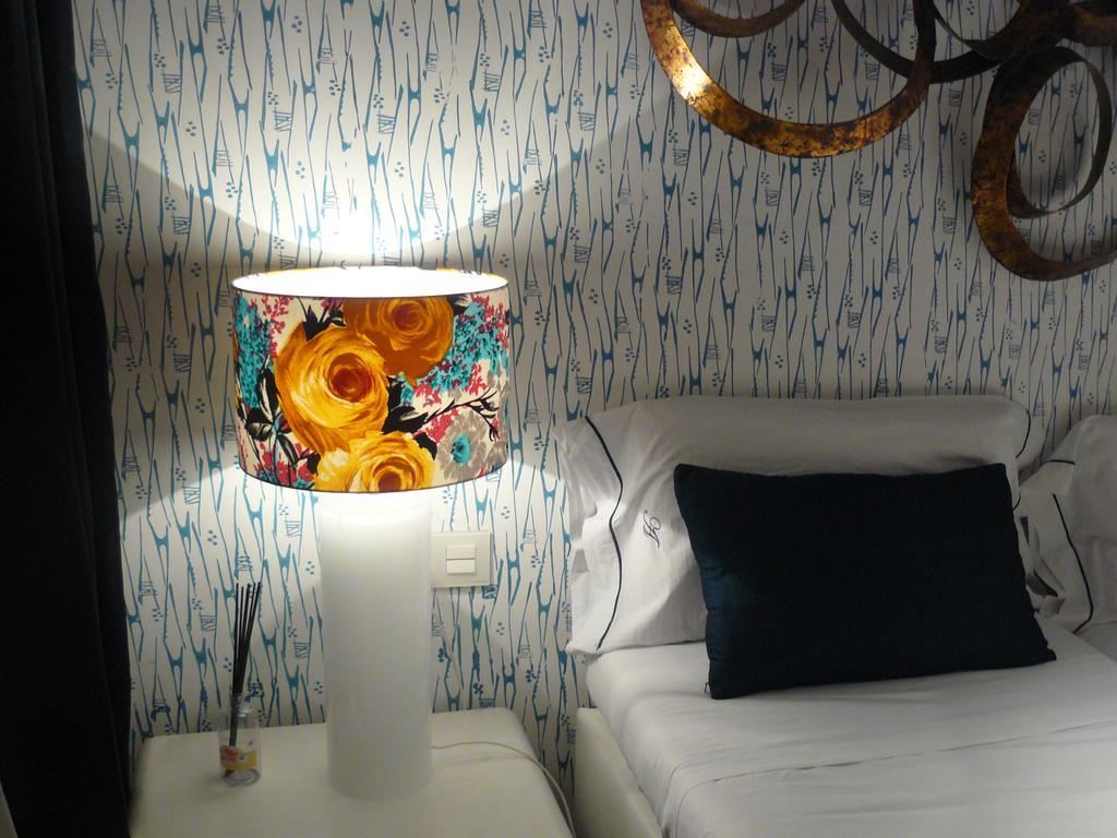 Apartamentos Manzana Madrid Rum bild
