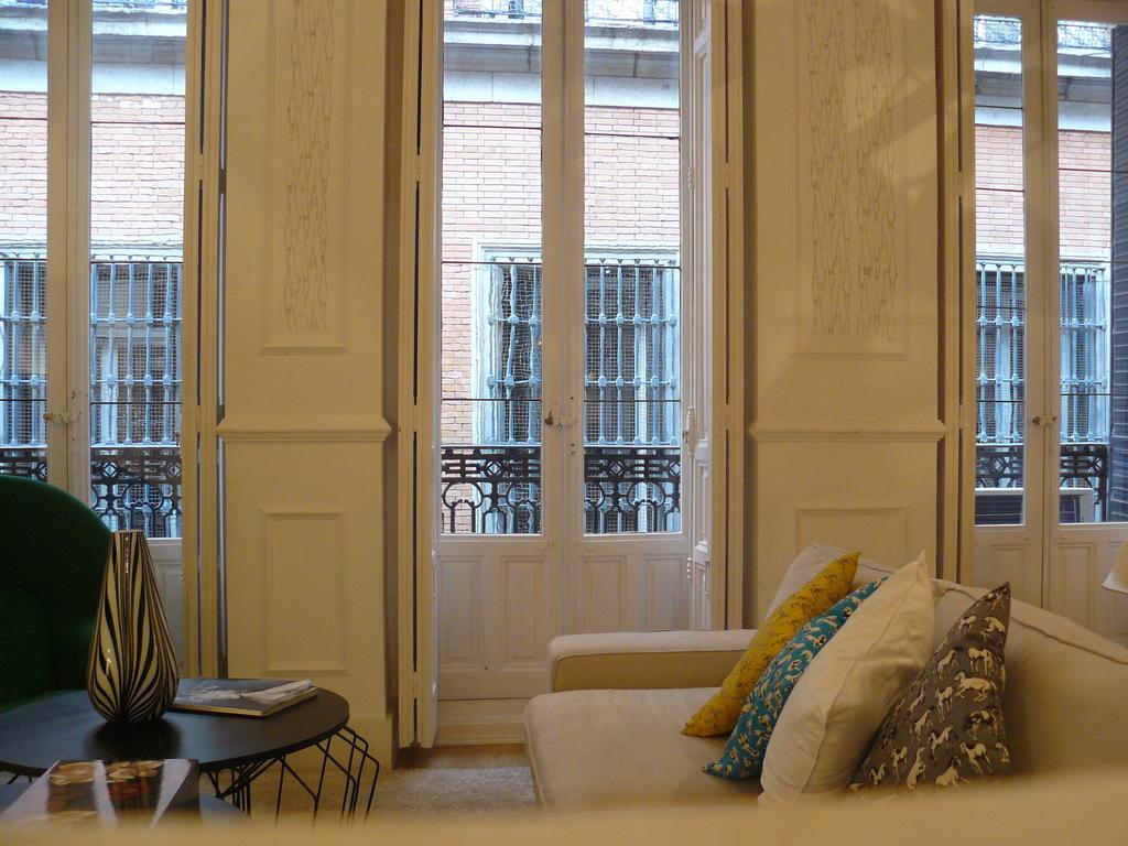 Apartamentos Manzana Madrid Rum bild